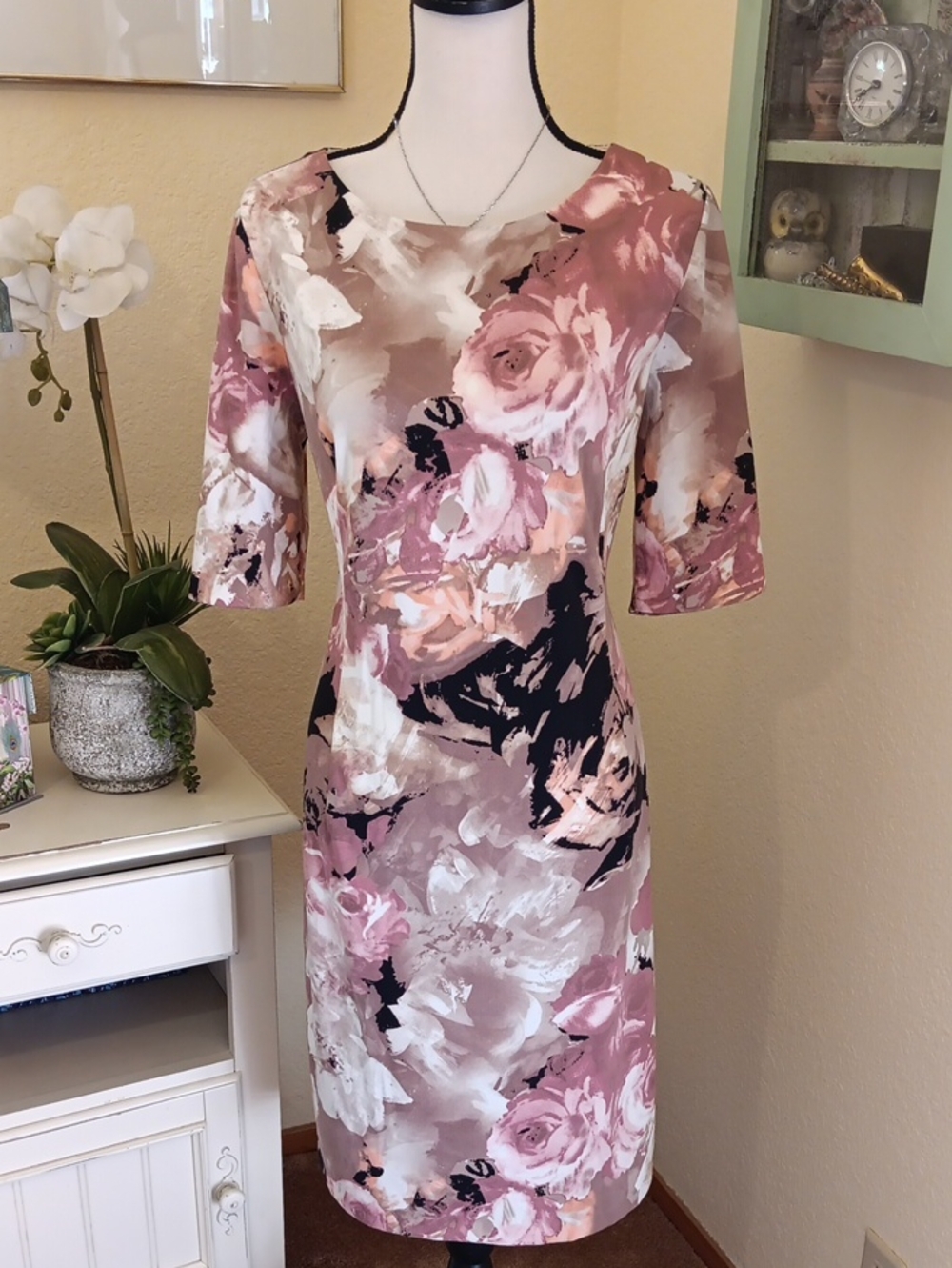 NorthStyle Floral Sheath Dress . Garden Party. Chic Elegance. Polished Brunch